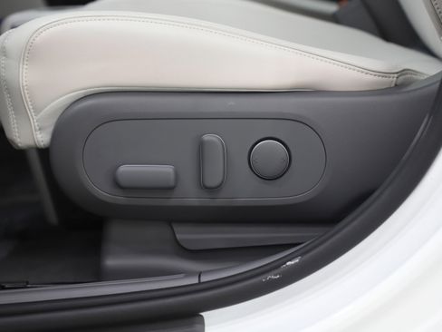 Used 2023 Hyundai Ioniq 5 SEL image 21