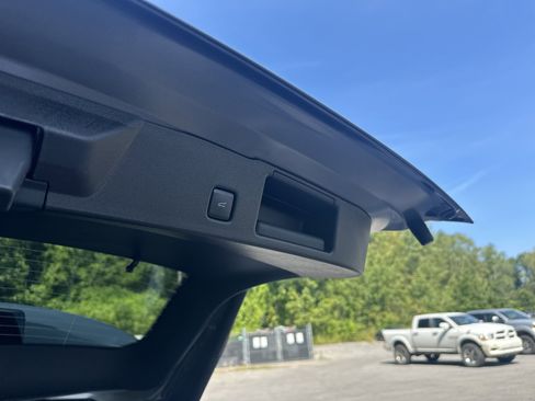New 2025 Ford Escape SE image 28
