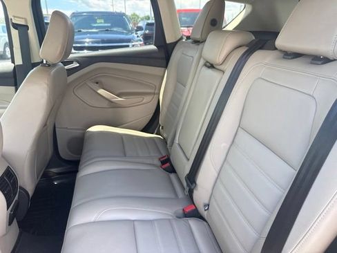 Used 2019 Ford Escape Titanium FWD image 26