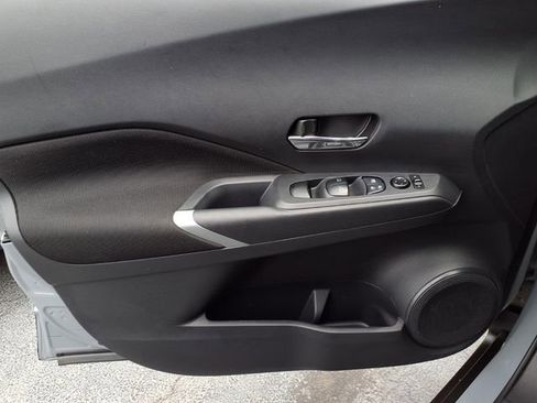 Used 2024 Nissan Kicks SV FWD image 14