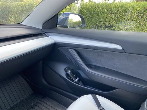 Used 2023 Tesla Model 3 Standard Range RWD image 19
