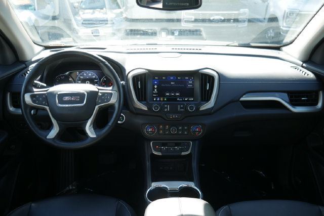 Used 2024 GMC Terrain Denali AWD/4WD image 6