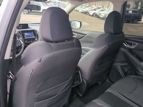 Used 2019 Subaru Forester Premium image 17