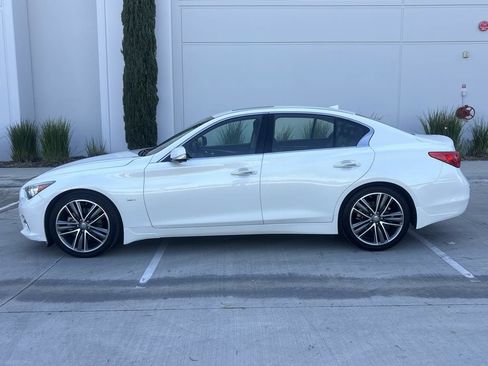 Used 2016 INFINITI Q50 3.0t Premium w/ Driver Assistance Package RWD image 6
