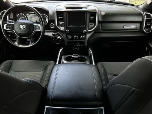 Used 2022 RAM 1500 Big Horn AWD/4WD image 12