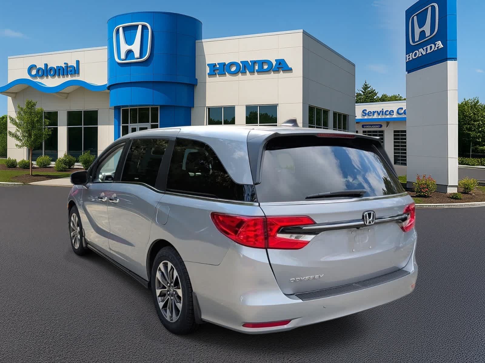 Used 2024 Honda Odyssey EX-L image 4
