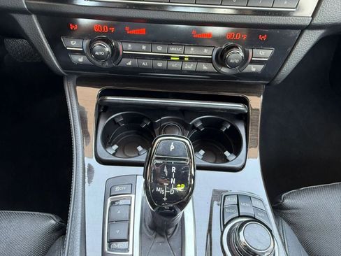 Used 2013 BMW 550i Sedan image 45