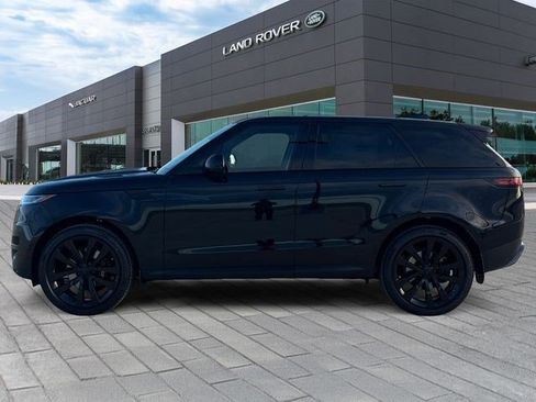 New 2026 Land Rover Range Rover Sport SE AWD/4WD image 2