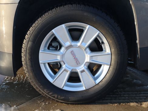 Used 2011 GMC Terrain SLE image 22