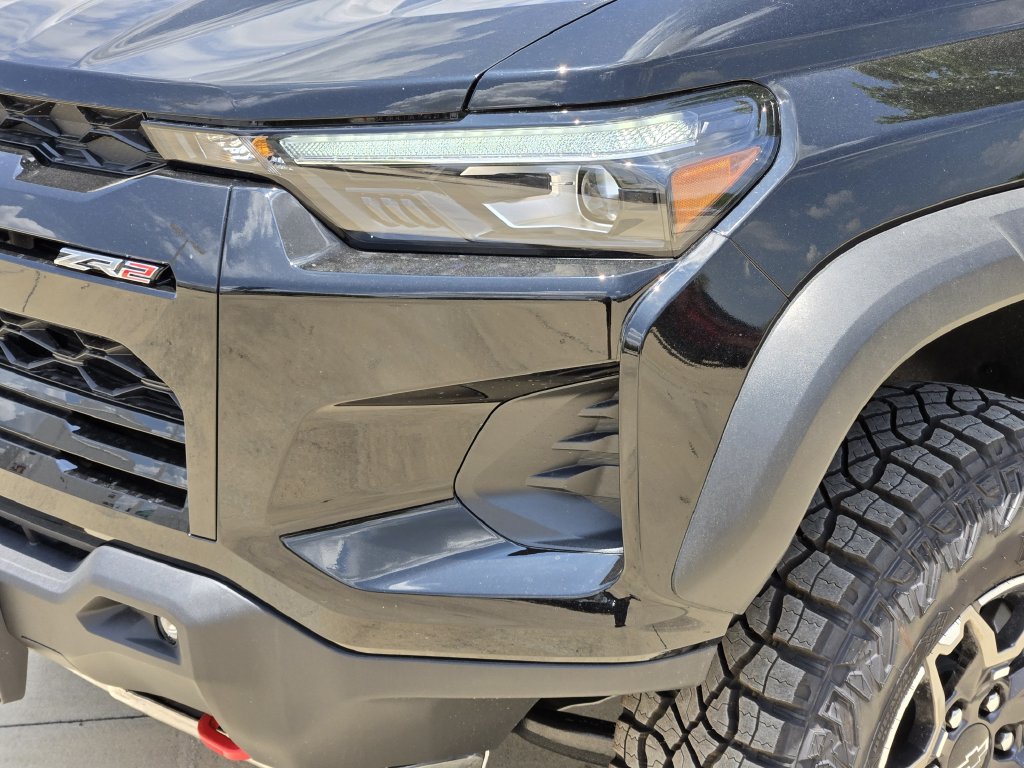 New 2026 Chevrolet Colorado ZR2 w/ Technology Package AWD/4WD image 7