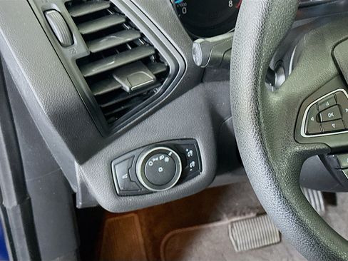 Used 2018 Ford Escape S FWD image 16