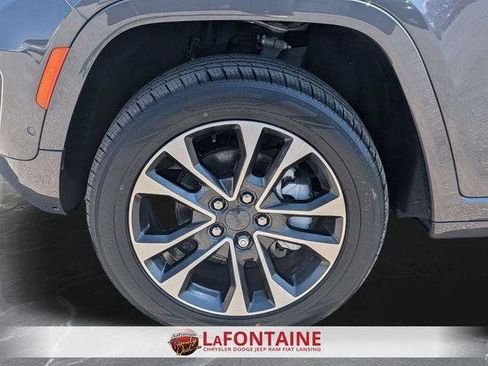 Certified 2022 Jeep Grand Cherokee Overland AWD/4WD image 34