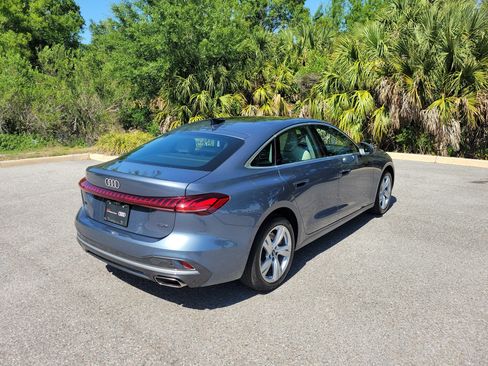 Used 2025 Audi A5 2.0T Premium Plus w/ Premium Plus AWD/4WD image 4