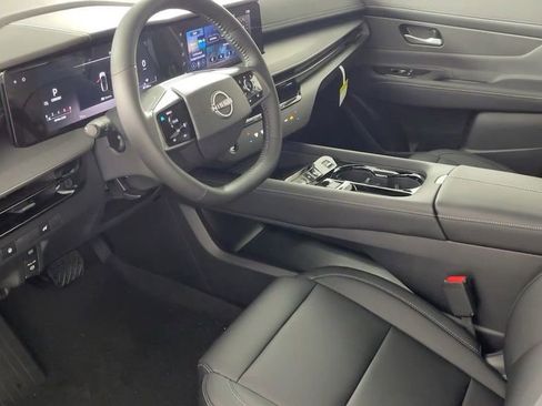 New 2025 Nissan Murano SV FWD image 11