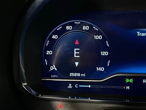 Used 2024 Chevrolet Tahoe Premier image 17