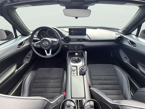 Certified 2024 MAZDA MX-5 Miata RF Club RWD image 29