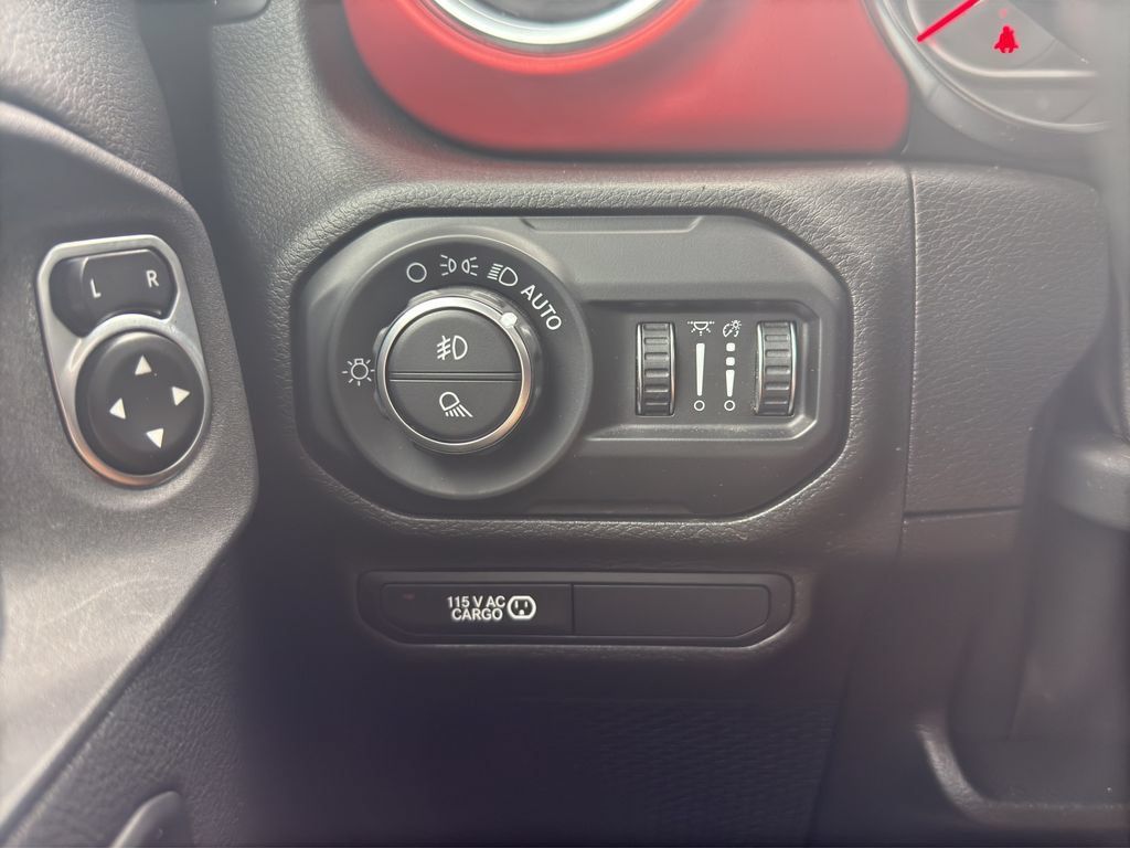 Used 2020 Jeep Gladiator Rubicon AWD/4WD image 23