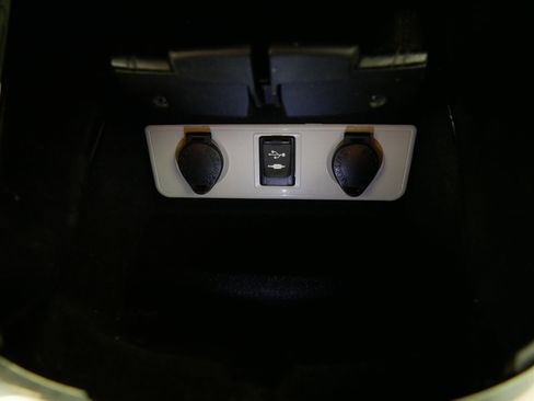 Used 2015 Toyota Avalon XLE Touring FWD image 29