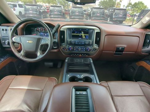 Used 2017 Chevrolet Silverado 1500 High Country RWD image 17