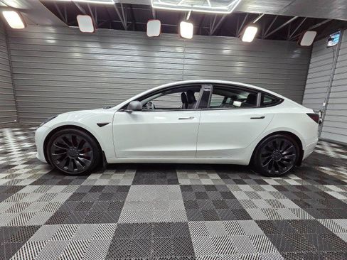 Used 2021 Tesla Model 3 Performance AWD/4WD image 9