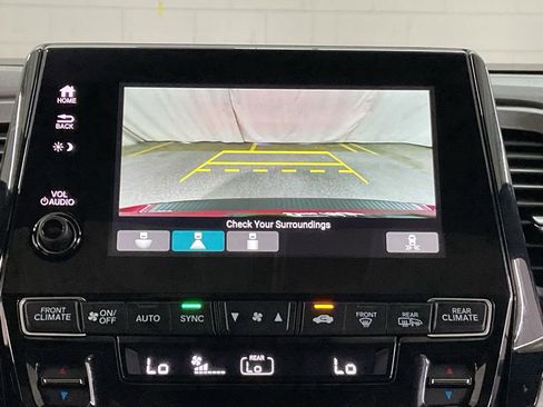 Certified 2023 Honda Odyssey Sport image 18