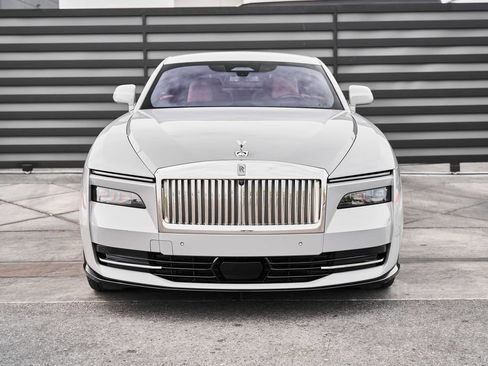 Used 2025 Rolls-Royce Spectre w/ Spectre Launch Package AWD/4WD image 13