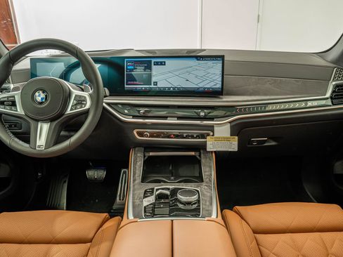 New 2026 BMW X5 xDrive40i w/ M Sport Package AWD/4WD image 28