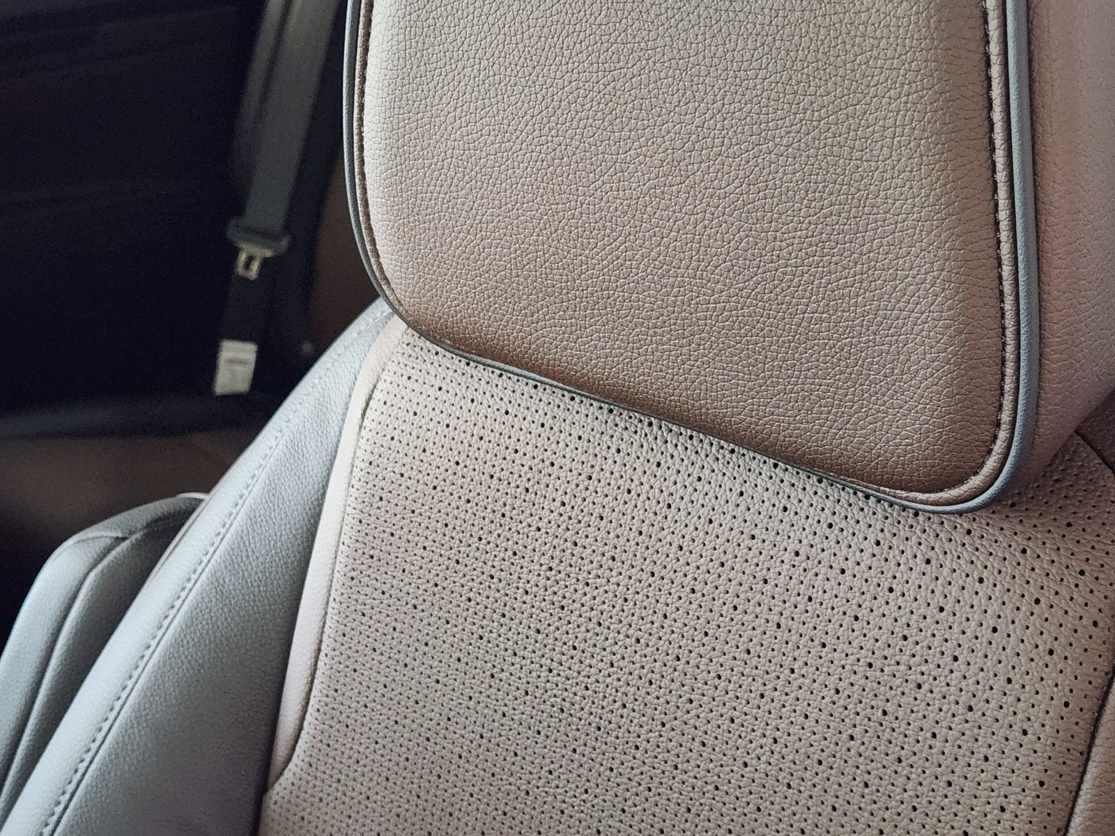 New 2026 Honda Odyssey Elite image 16
