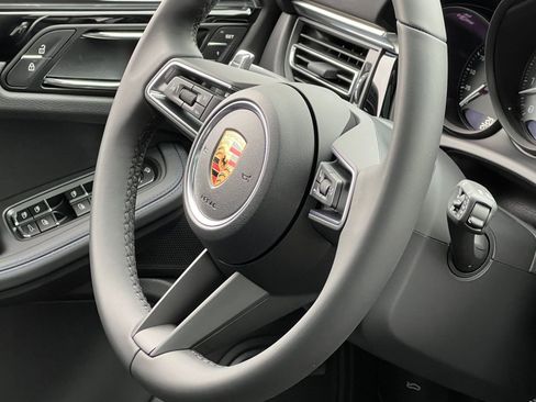 New 2026 Porsche Macan S image 23