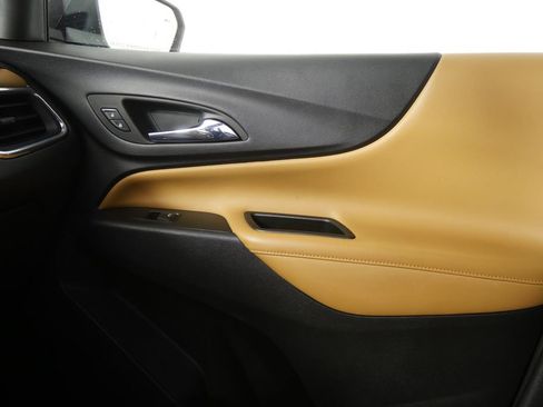 Used 2020 Chevrolet Equinox Premier image 27