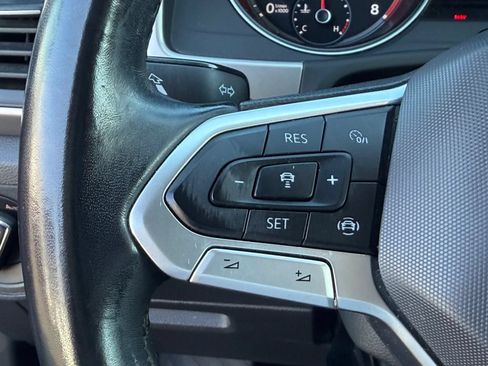 Used 2021 Volkswagen Atlas SE w/ Panoramic Sunroof Package FWD image 47