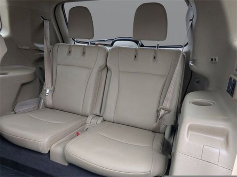 Used 2012 Toyota Highlander Limited image 16