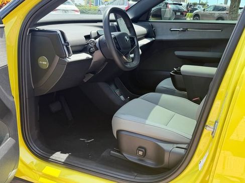 Certified 2025 Volvo EX30 Plus AWD/4WD image 13