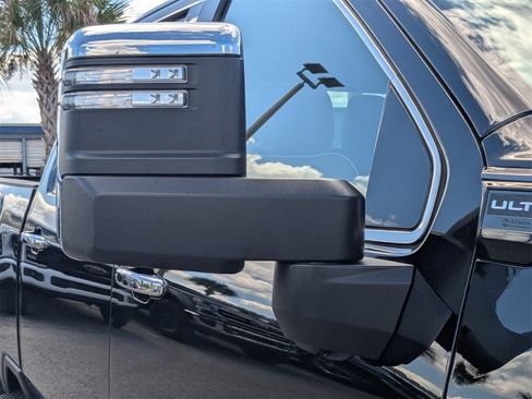 Used 2024 GMC Sierra 3500 Denali Ultimate image 10