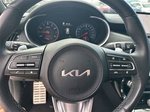 Certified 2023 Kia Stinger GT-Line image 19