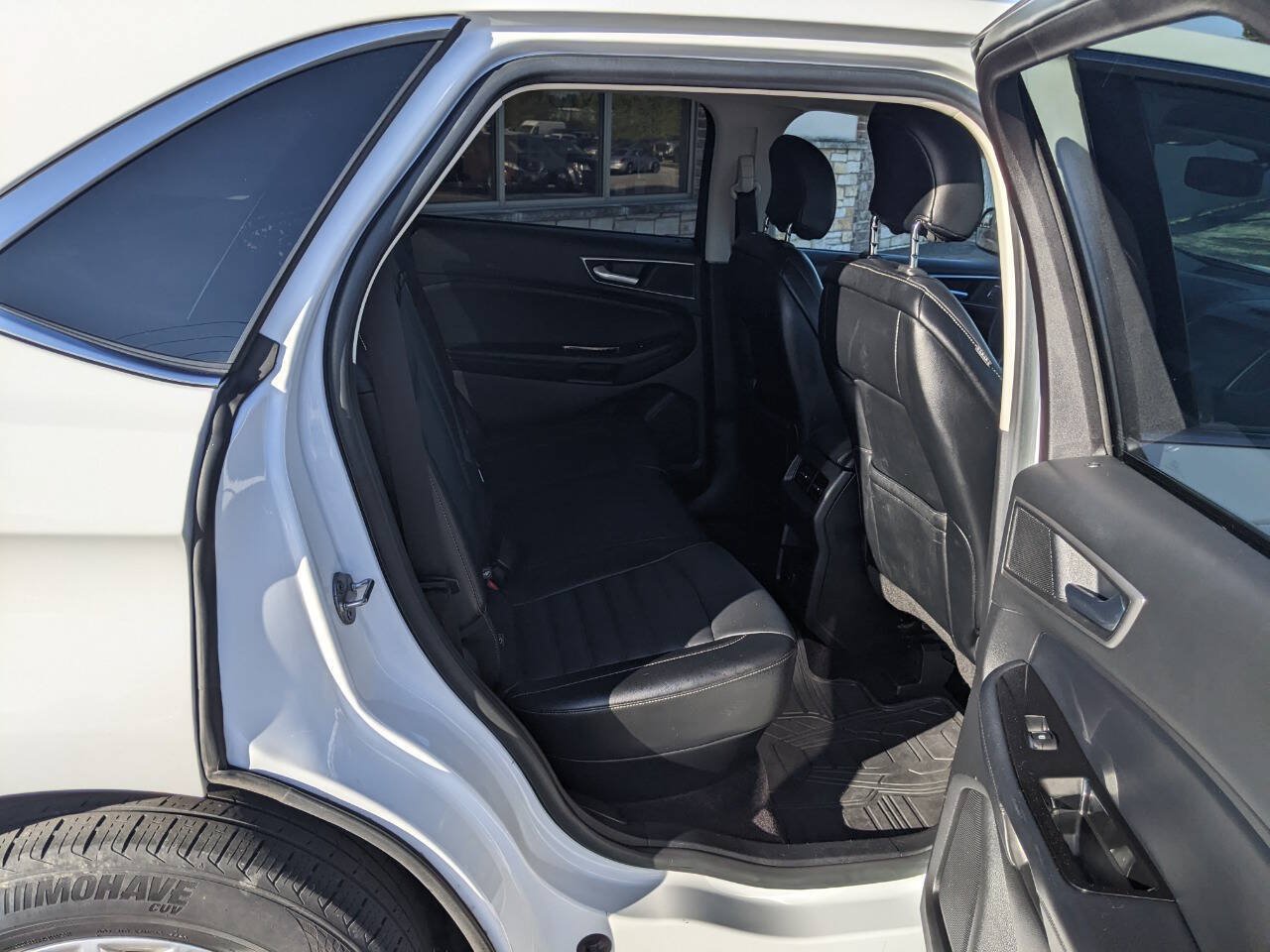 Used 2016 Ford Edge SEL w/ Equipment Group 201A AWD/4WD image 16