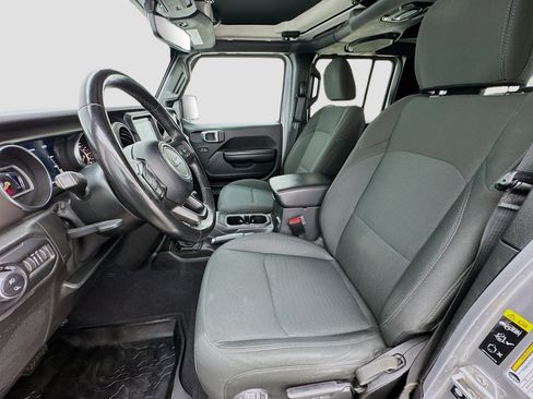 Used 2021 Jeep Gladiator Sport AWD/4WD image 13
