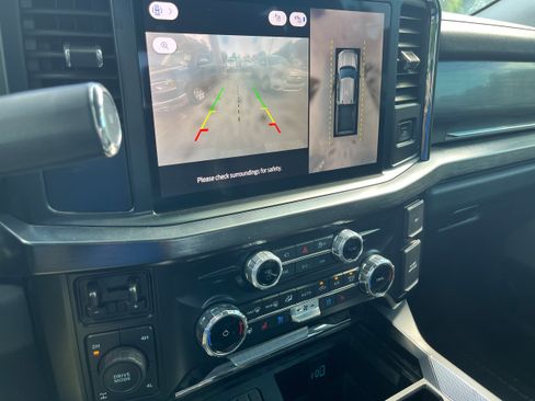 Used 2025 Ford F250 Lariat w/ Chrome Package AWD/4WD image 14
