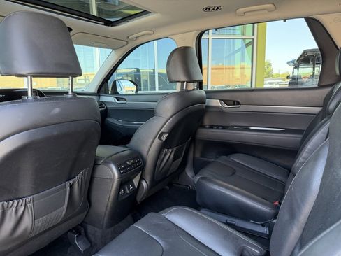 Used 2022 Hyundai Palisade SEL w/ Premium Package FWD image 39