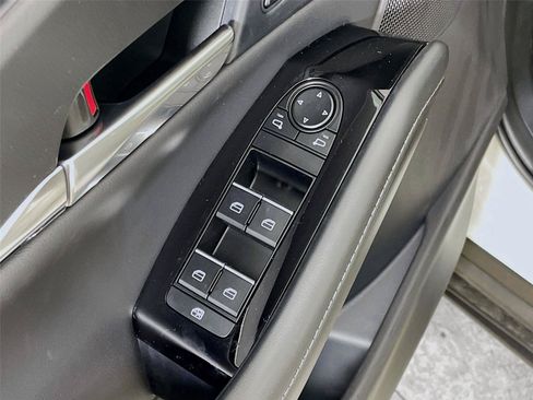 Used 2025 MAZDA CX-30 AWD 2.5 S w/ Preferred Package image 19