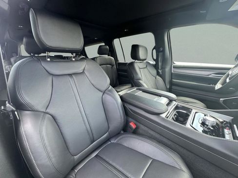 New 2026 Jeep Grand Wagoneer Limited w/ Premium Group II AWD/4WD image 33