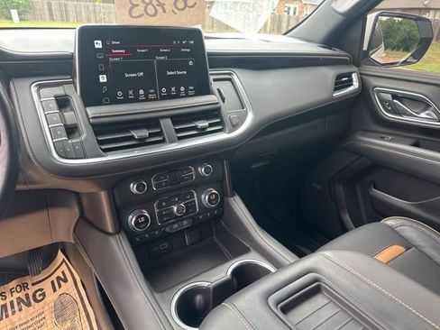 Used 2022 GMC Yukon AT4 AWD/4WD image 15