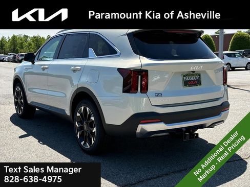 New 2026 Kia Sorento EX AWD/4WD image 4