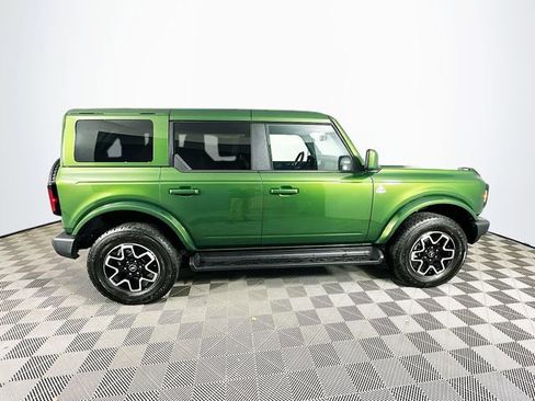 Used 2025 Ford Bronco Outer Banks AWD/4WD image 12