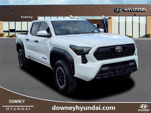 Used 2024 Toyota Tacoma TRD Off-Road image 3