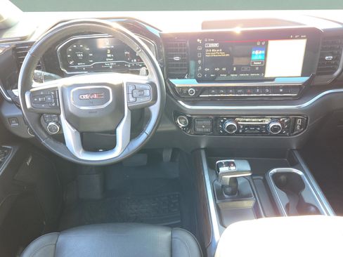 Used 2023 GMC Sierra 1500 SLT w/ SLT Premium Package image 10