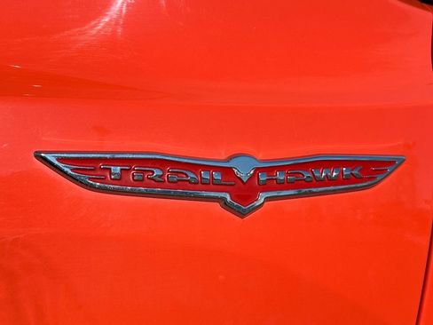 Used 2019 Jeep Renegade Trailhawk w/ Cold Weather Group II image 33