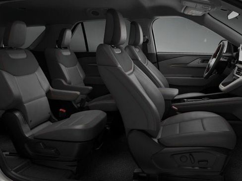 New 2026 Ford Explorer Active w/ Active Comfort Package image 28