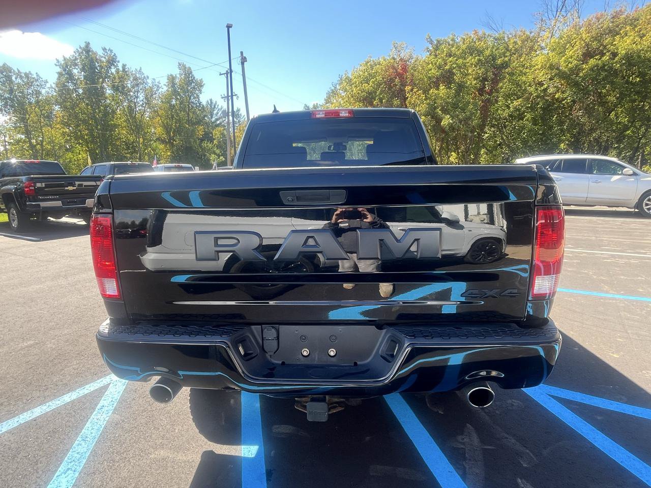 Used 2019 RAM 1500 Express w/ Wheel & Sound Group AWD/4WD image 6