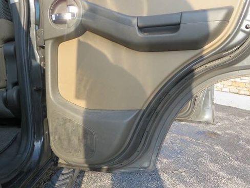 Used 2006 Nissan Xterra S w/ (U01) Utility Pkg AWD/4WD image 21